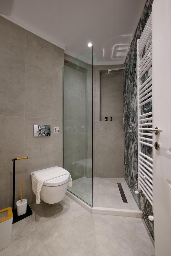 A.G.A.I.N Downtown Premium Suite Salonicco Esterno foto
